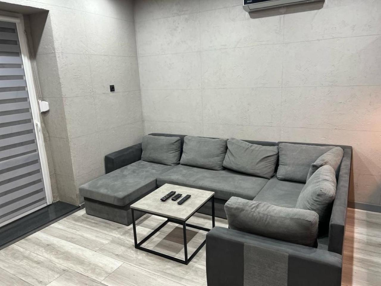 Raciborska Royal Apartment - Miejsce Parkingowe Na Parkingu Strzezonym Gliwice Luaran gambar