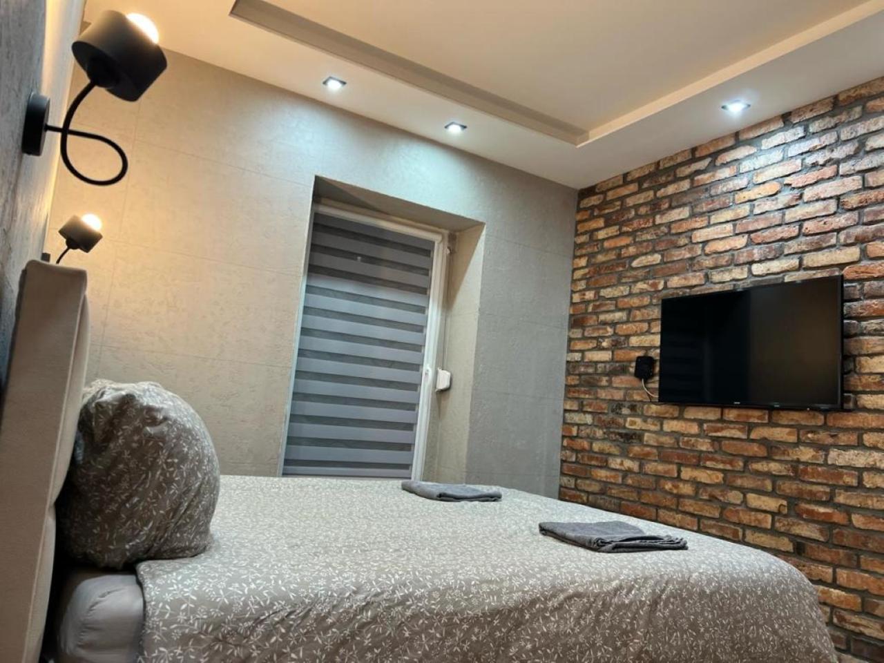 Raciborska Royal Apartment - Miejsce Parkingowe Na Parkingu Strzezonym Gliwice Luaran gambar